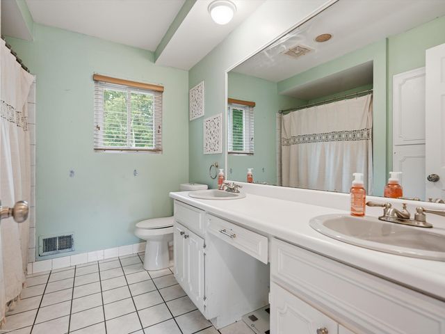 38450 Elmite Street, Harrison Twp, MI 48045
