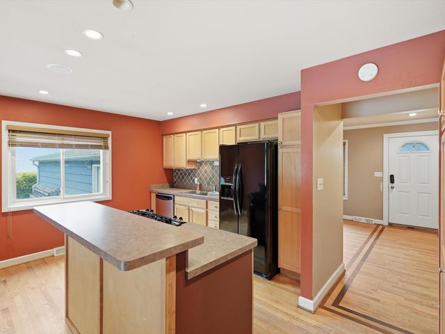 38450 Elmite Street, Harrison Twp, MI 48045