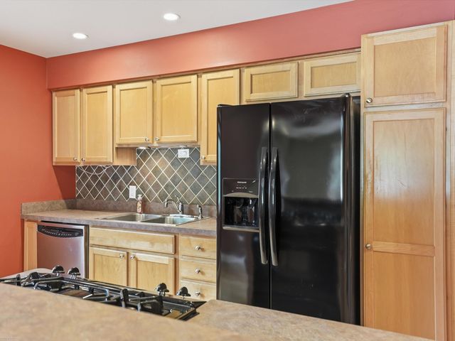38450 Elmite Street, Harrison Twp, MI 48045