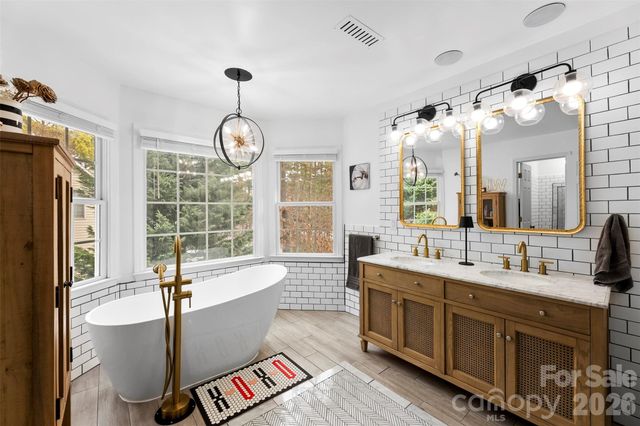 7901 McConnell Road, Denver, NC 28037