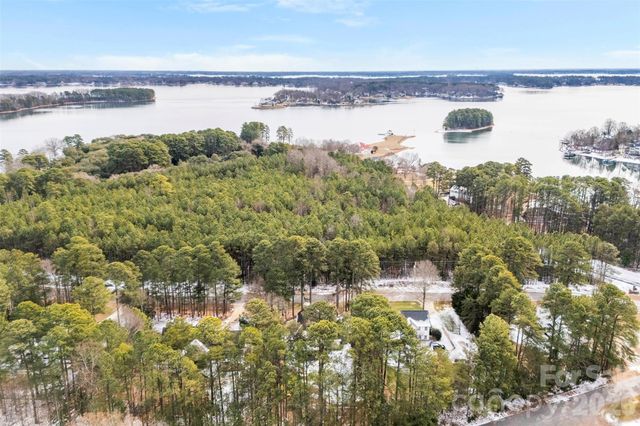 7901 McConnell Road, Denver, NC 28037