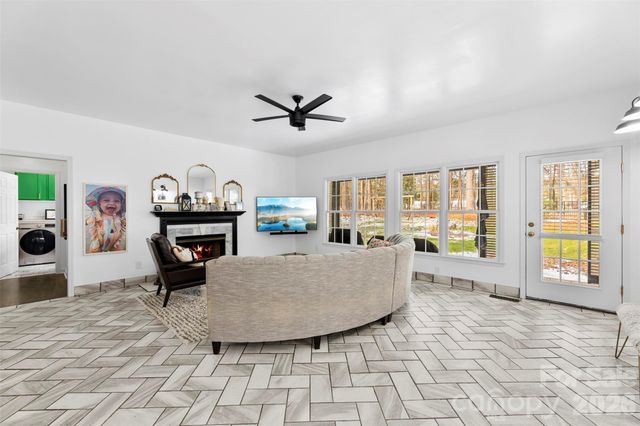 7901 McConnell Road, Denver, NC 28037