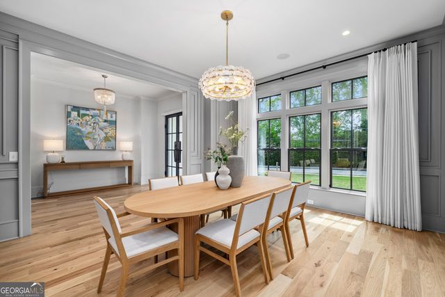 1441 W Wesley Road NW, Atlanta, GA 30327