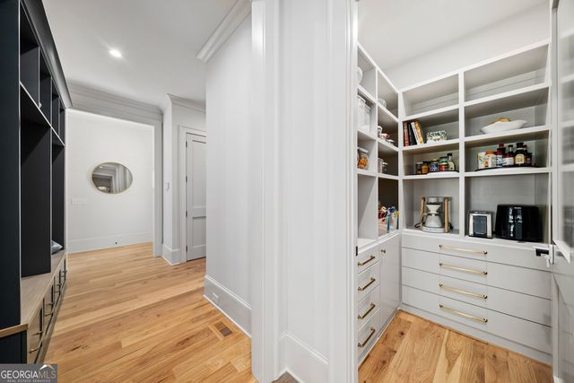 1441 W Wesley Road NW, Atlanta, GA 30327