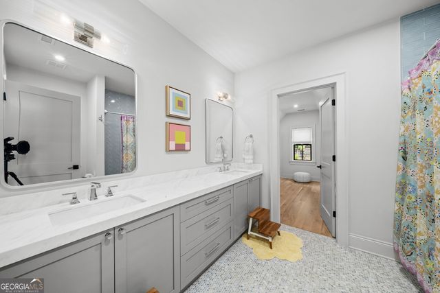 1441 W Wesley Road NW, Atlanta, GA 30327