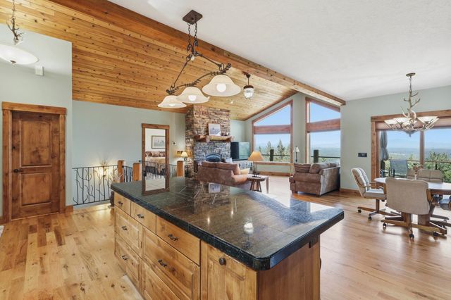 37404 N Hussle Rd, Deer Park, WA 99006