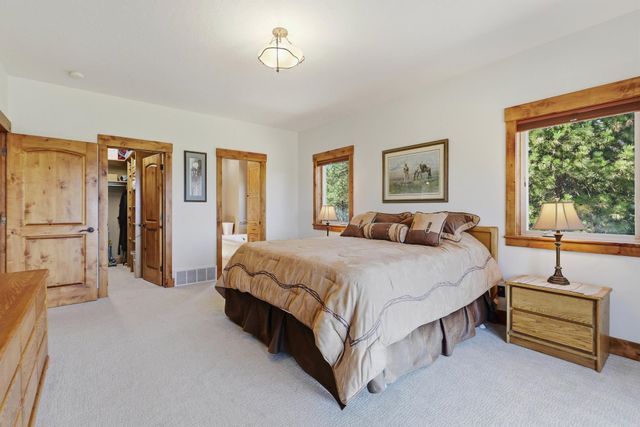 37404 N Hussle Rd, Deer Park, WA 99006