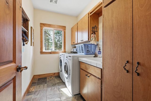 37404 N Hussle Rd, Deer Park, WA 99006