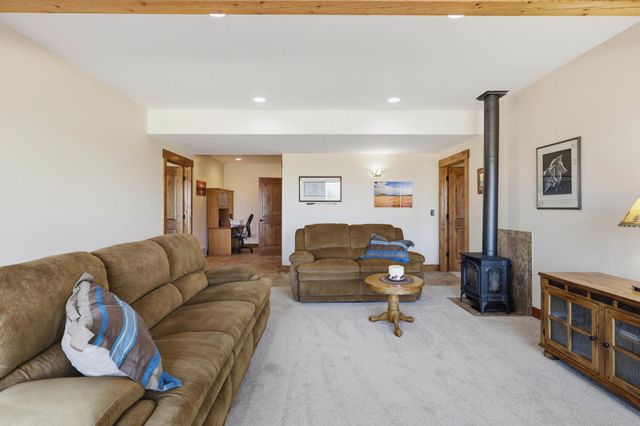 37404 N Hussle Rd, Deer Park, WA 99006