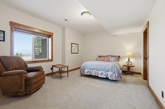 37404 N Hussle Rd, Deer Park, WA 99006