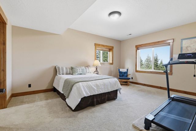 37404 N Hussle Rd, Deer Park, WA 99006