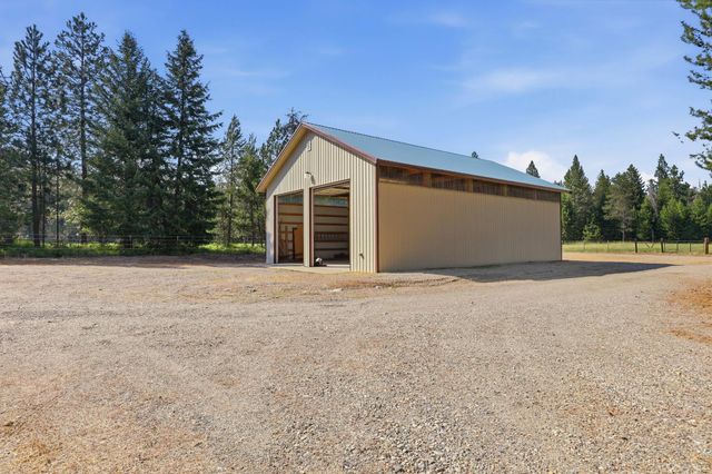 37404 N Hussle Rd, Deer Park, WA 99006
