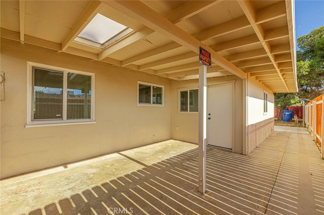 5256 W Avenue L, Lancaster, CA 93536