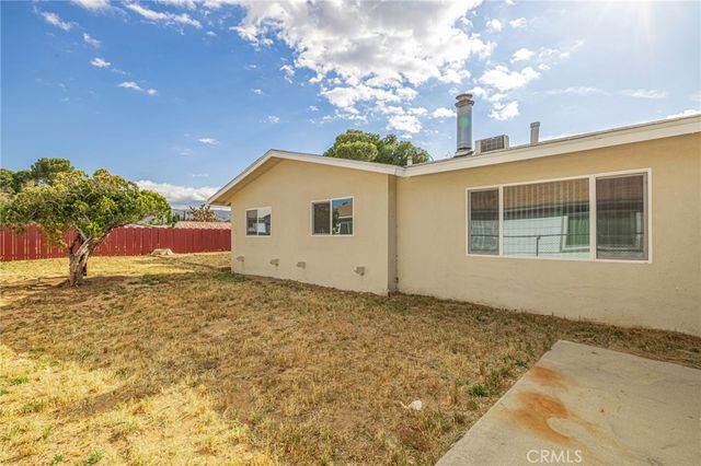 5256 W Avenue L, Lancaster, CA 93536