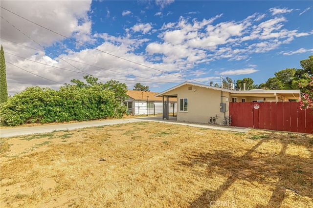5256 W Avenue L, Lancaster, CA 93536