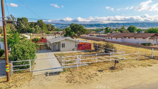 5256 W Avenue L, Lancaster, CA 93536