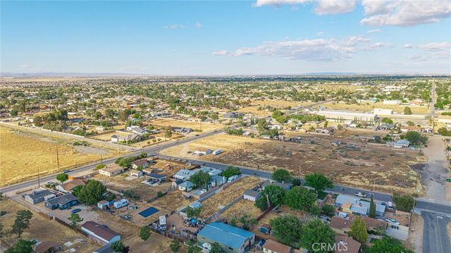 5256 W Avenue L, Lancaster, CA 93536