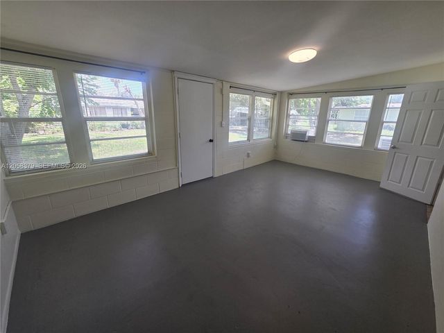 338 Hosbine St 338, Fort Pierce, FL 34982