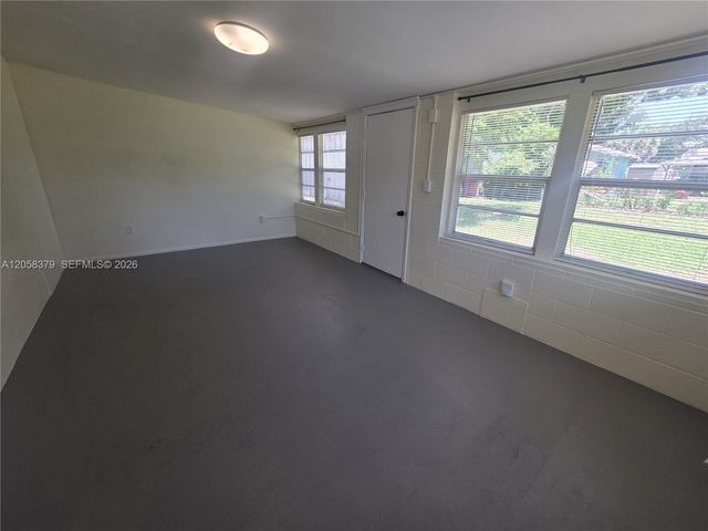 338 Hosbine St 338, Fort Pierce, FL 34982