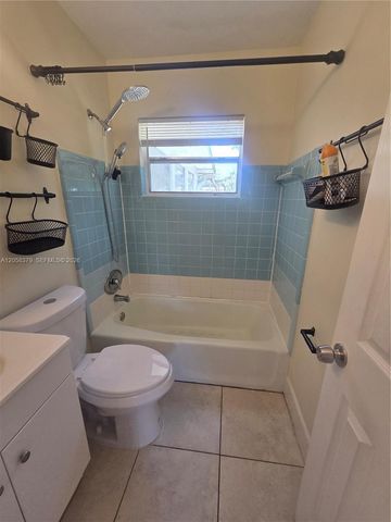 338 Hosbine St 338, Fort Pierce, FL 34982
