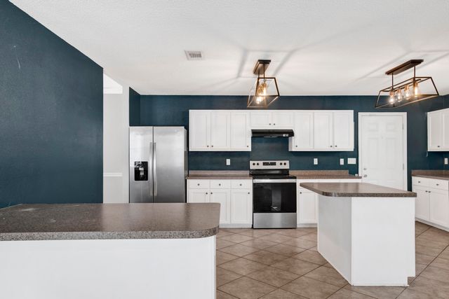 7604 Brewster Street, Navarre, FL 32566