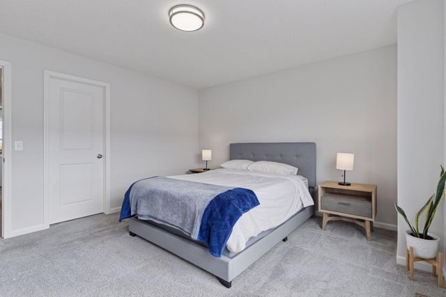 2315 Mckenney Way, North Saint Paul, MN 55109