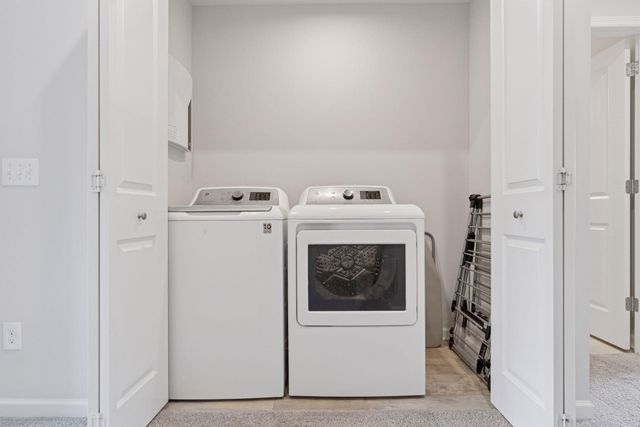 2315 Mckenney Way, North Saint Paul, MN 55109