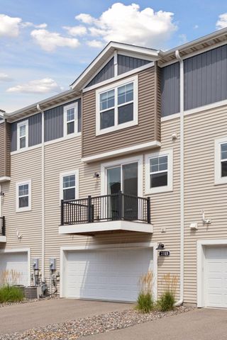 2315 Mckenney Way, North Saint Paul, MN 55109