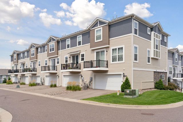 2315 Mckenney Way, North Saint Paul, MN 55109