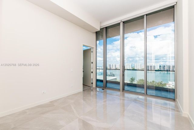 18501 E Collins 1503 1503, Sunny Isles Beach, FL 33160