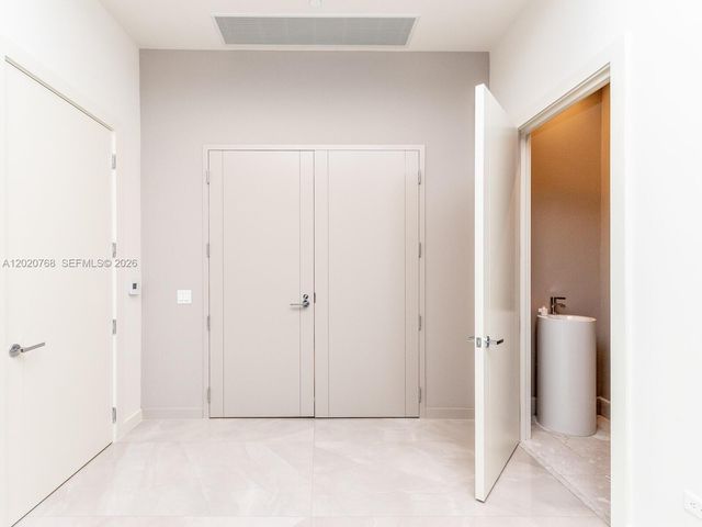 18501 E Collins 1503 1503, Sunny Isles Beach, FL 33160
