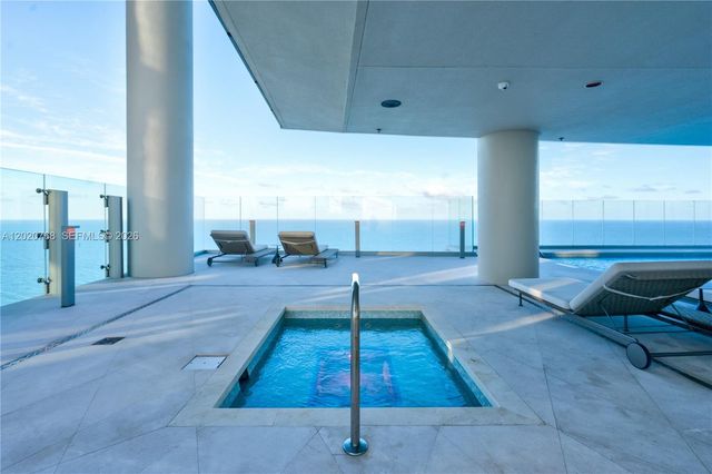 18501 E Collins 1503 1503, Sunny Isles Beach, FL 33160