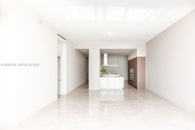 18501 E Collins 1503 1503, Sunny Isles Beach, FL 33160