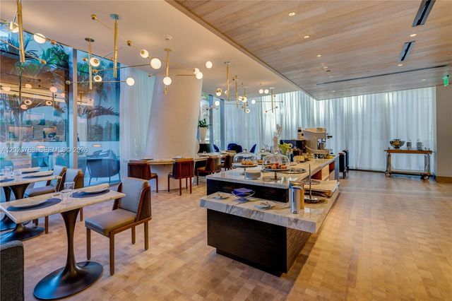 18501 E Collins 1503 1503, Sunny Isles Beach, FL 33160