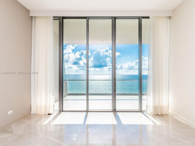 18501 E Collins 1503 1503, Sunny Isles Beach, FL 33160
