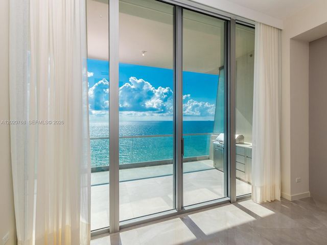 18501 E Collins 1503 1503, Sunny Isles Beach, FL 33160
