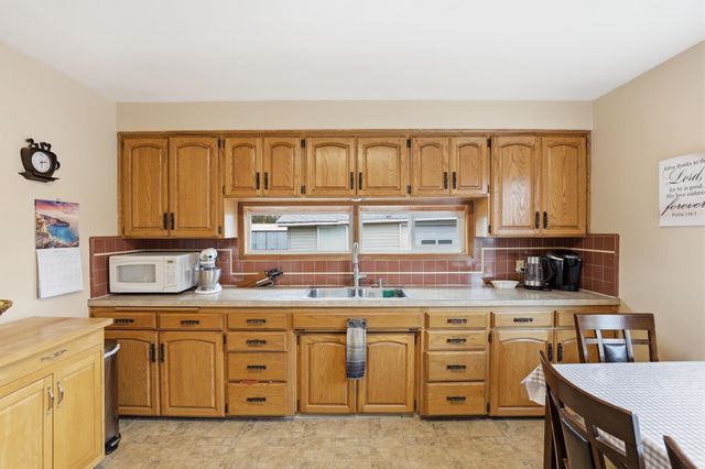 4907 N Stone St, Spokane, WA 99207