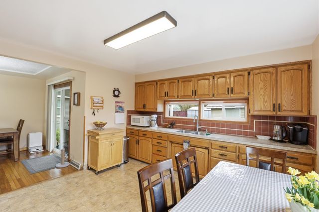 4907 N Stone St, Spokane, WA 99207