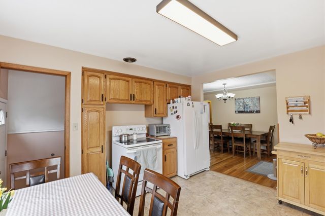 4907 N Stone St, Spokane, WA 99207