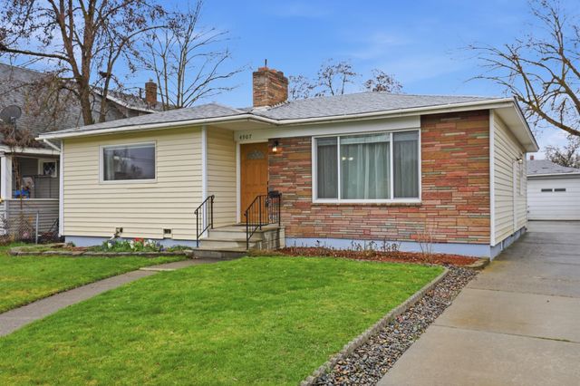 4907 N Stone St, Spokane, WA 99207
