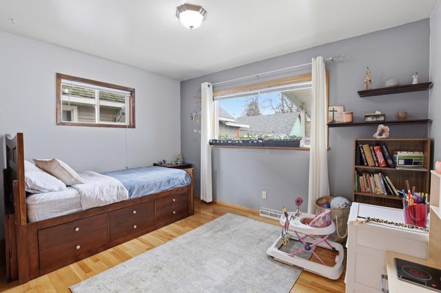 4907 N Stone St, Spokane, WA 99207