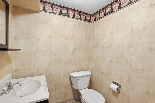 4907 N Stone St, Spokane, WA 99207