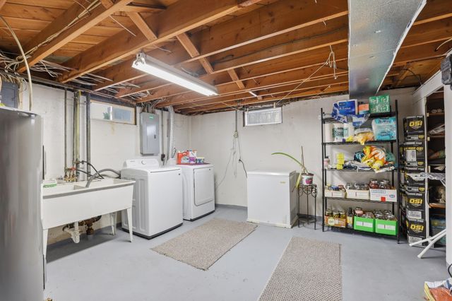 4907 N Stone St, Spokane, WA 99207