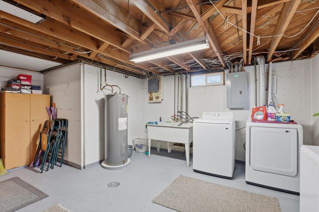 4907 N Stone St, Spokane, WA 99207