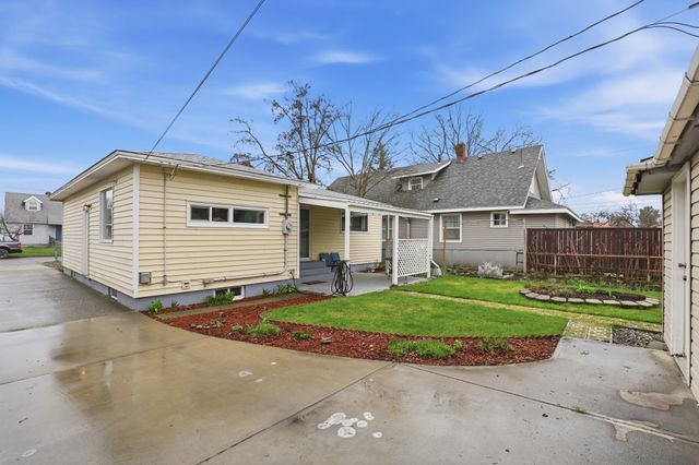 4907 N Stone St, Spokane, WA 99207