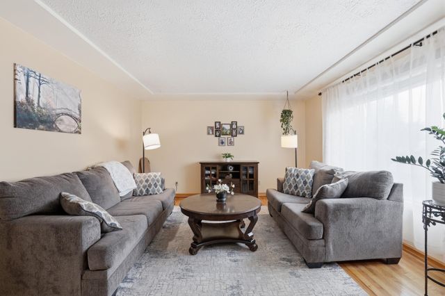 4907 N Stone St, Spokane, WA 99207