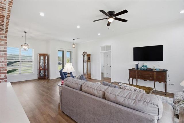 4846 Holbrook Court Lane, Dequincy, LA 70633