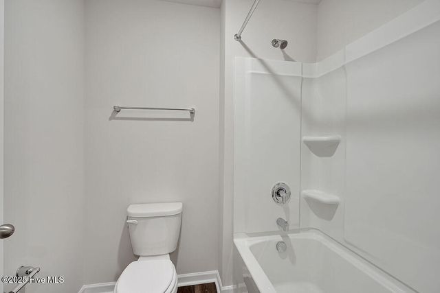 1221 Inner Banks Lane, Jacksonville, NC 28546