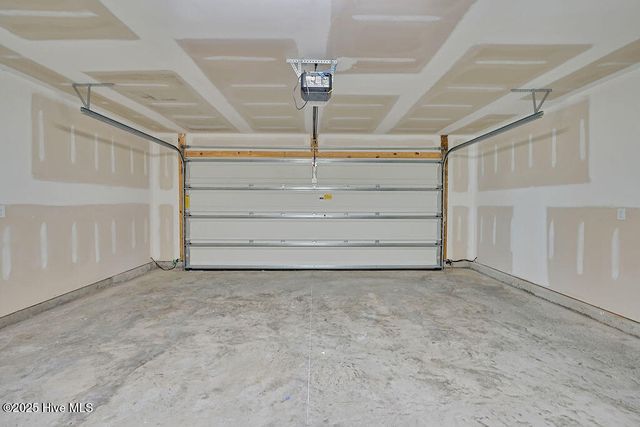 1221 Inner Banks Lane, Jacksonville, NC 28546