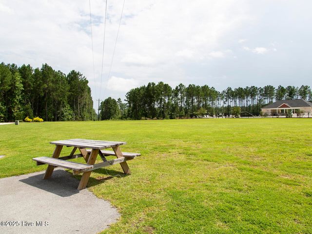 1221 Inner Banks Lane, Jacksonville, NC 28546